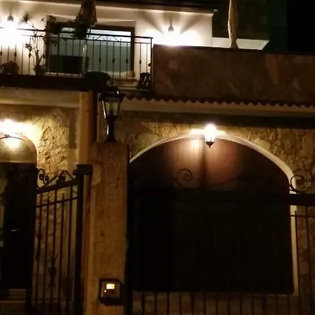 Palermo Dal Bosco Moarda *