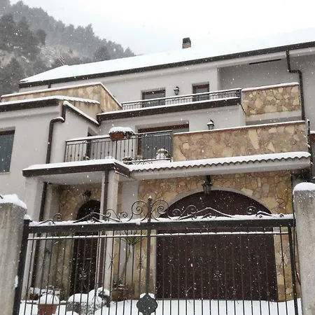 Palermo Dal Bosco Moarda Holiday home *